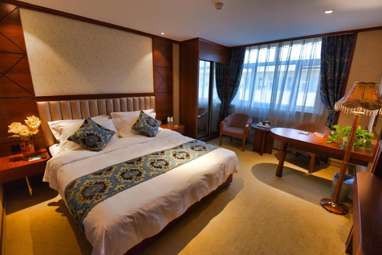 Harbin Bremen Train Station Hotel Bagian luar foto