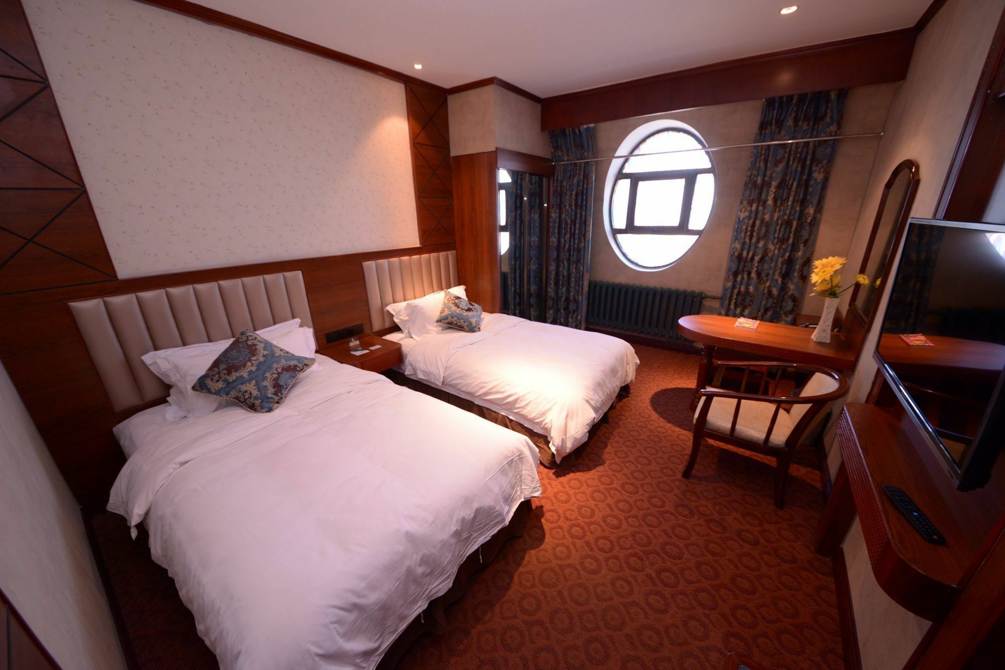 Harbin Bremen Train Station Hotel Bagian luar foto